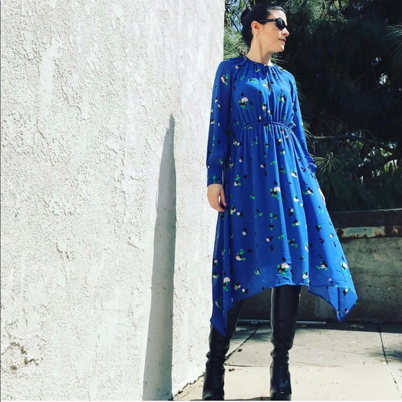 H&M Dresses & Skirts - H&M Blue Floral Midi Dress